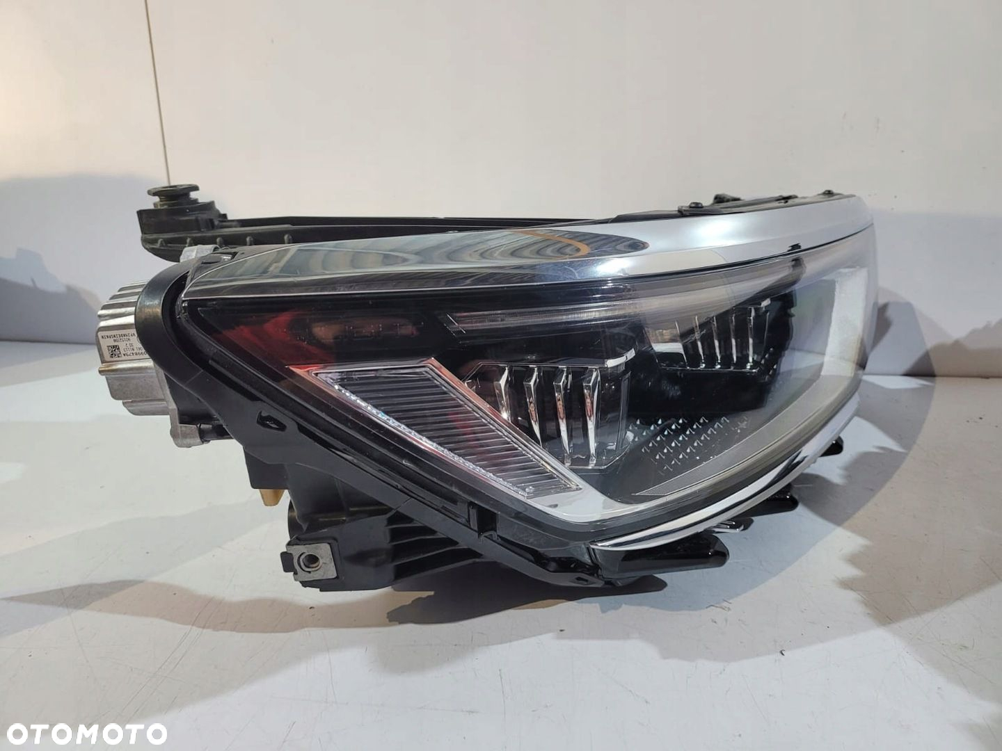 VW Passat B8 Lift - Lampa Full Led - R 13574 - 4