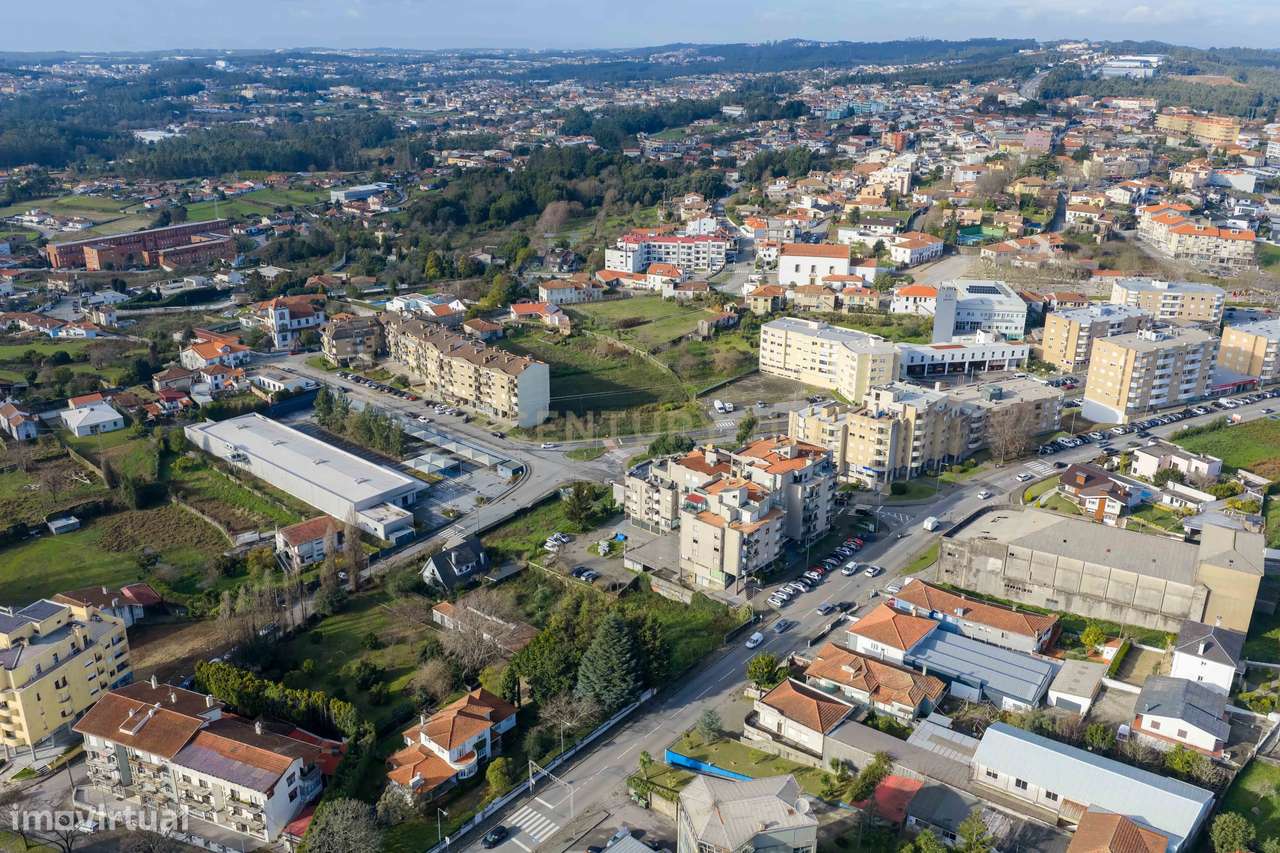 Apartamento T3 em Arrifana-31