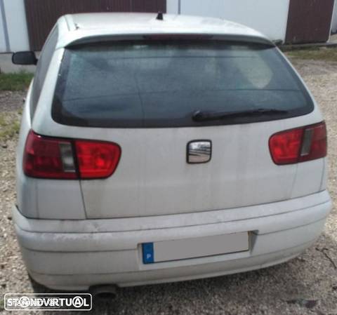 SEAT Ibiza 6k 1.9 sdi de 2001 para peças - 2