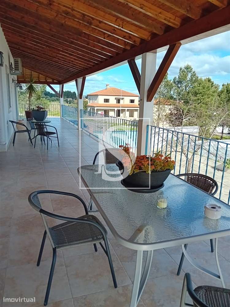 Moradia T4 Exclusiva na Meia Via, Torres Novas-49