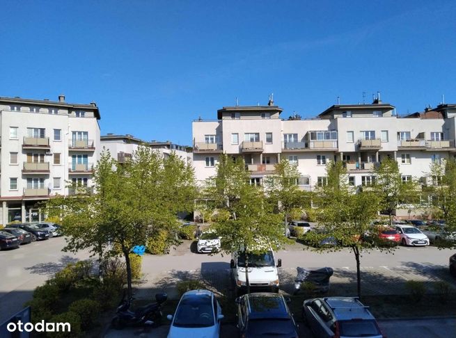 Sprzedam Mieszkanie 3-pokojowe (71m2 + Parking)