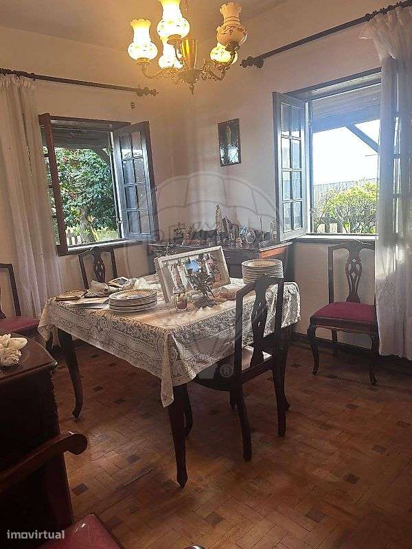 Moradia T5 para venda-8