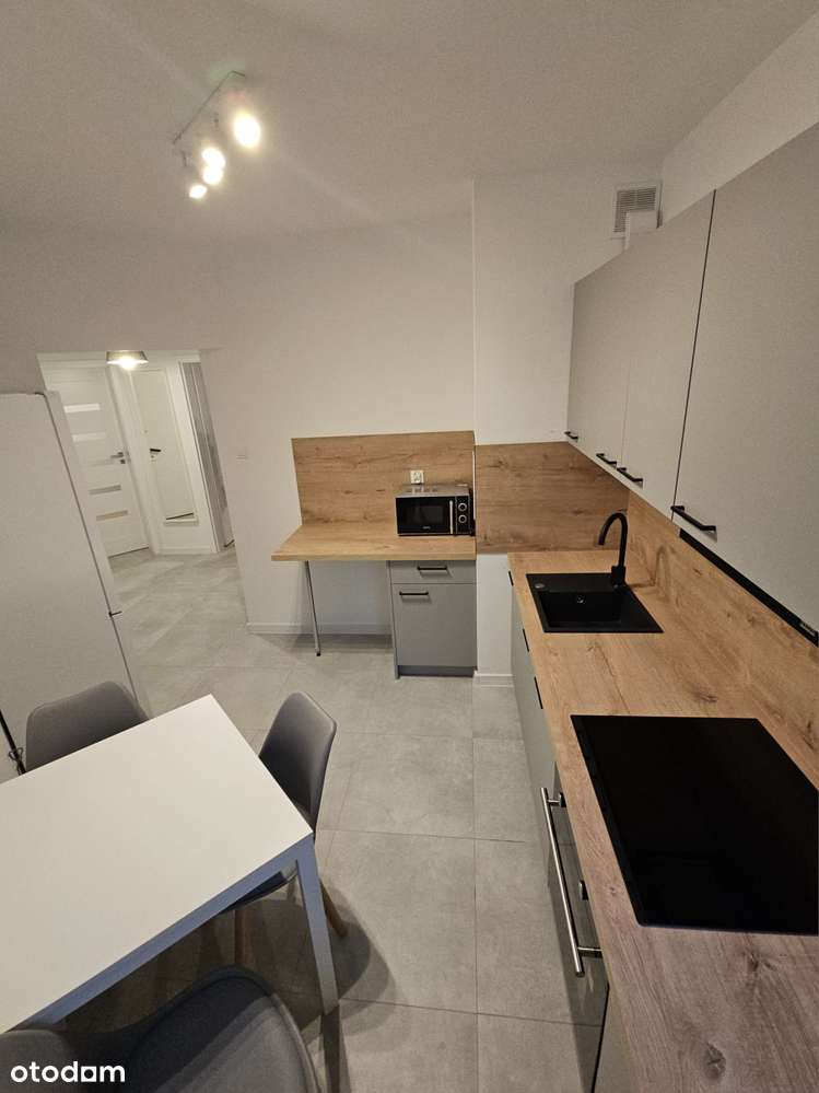 Wynajem 2-pokojowego mieszkania z balkonem - oddzielne pokoje - Pełny obrazek: 2/7