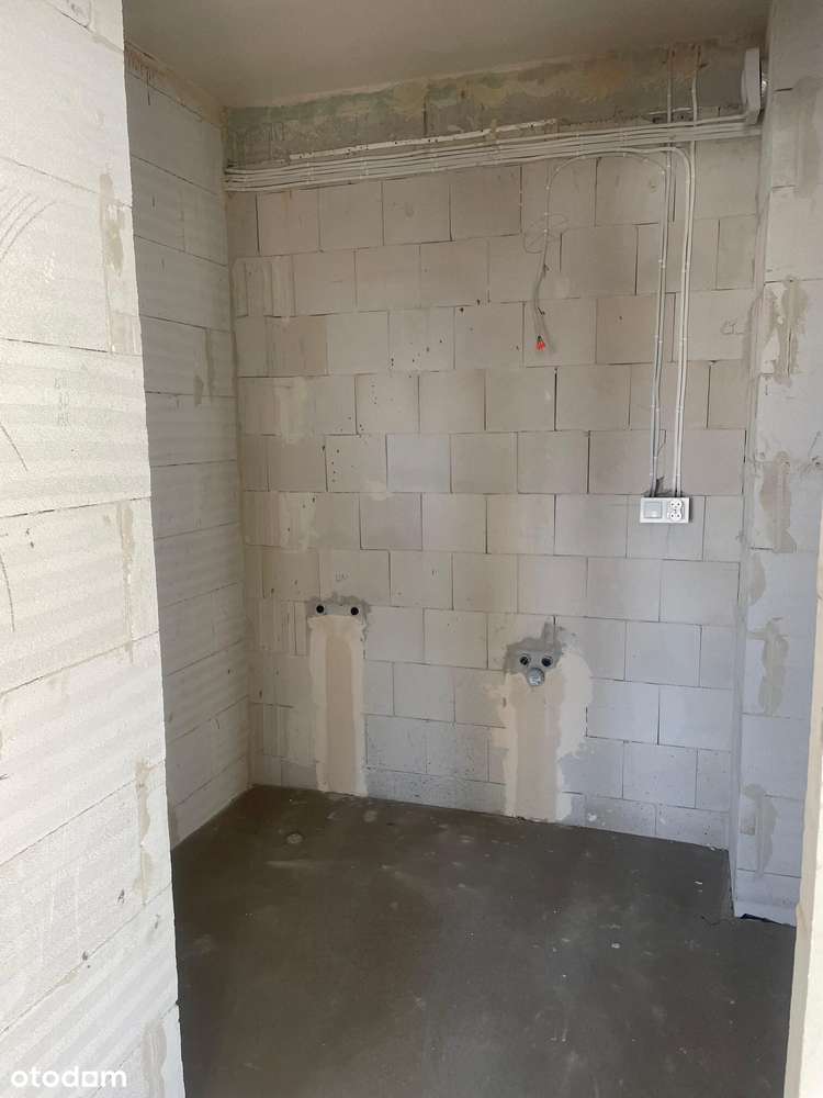 Lokal mieszkalny  wraz komórką lokatorską i miejscem postojowym w gara-11
