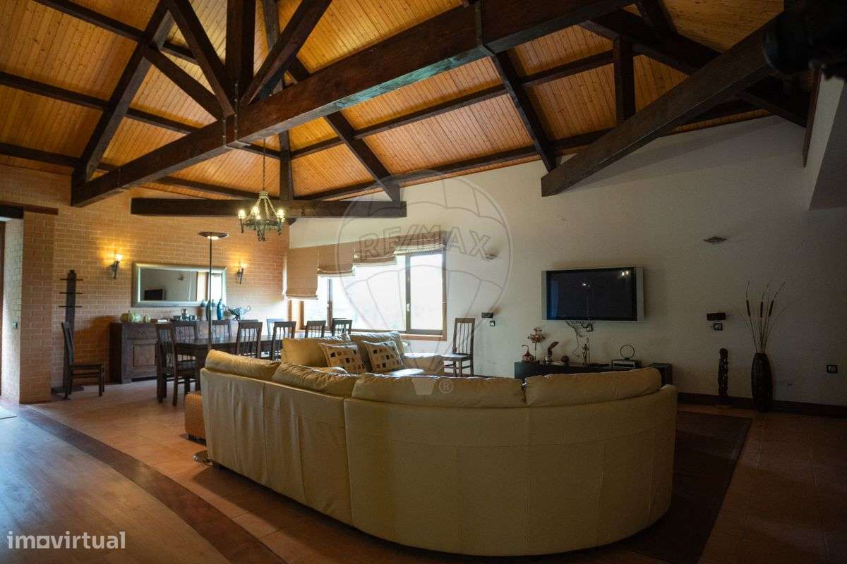 Moradia T7 para venda-29