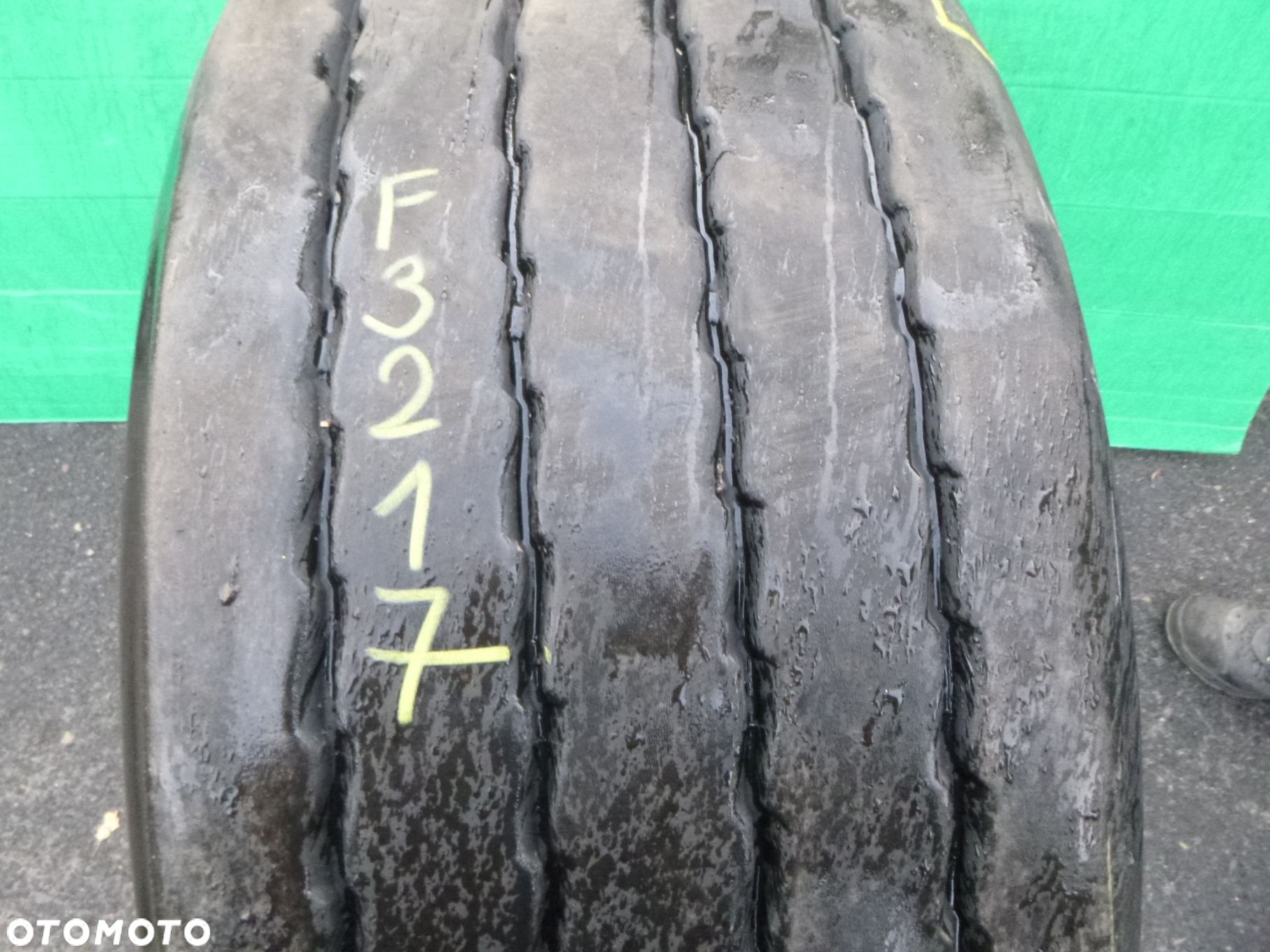 Opona 385/55R 22.5 Bridgestone MICHELIN X-MULTI T Naczepowa - 1