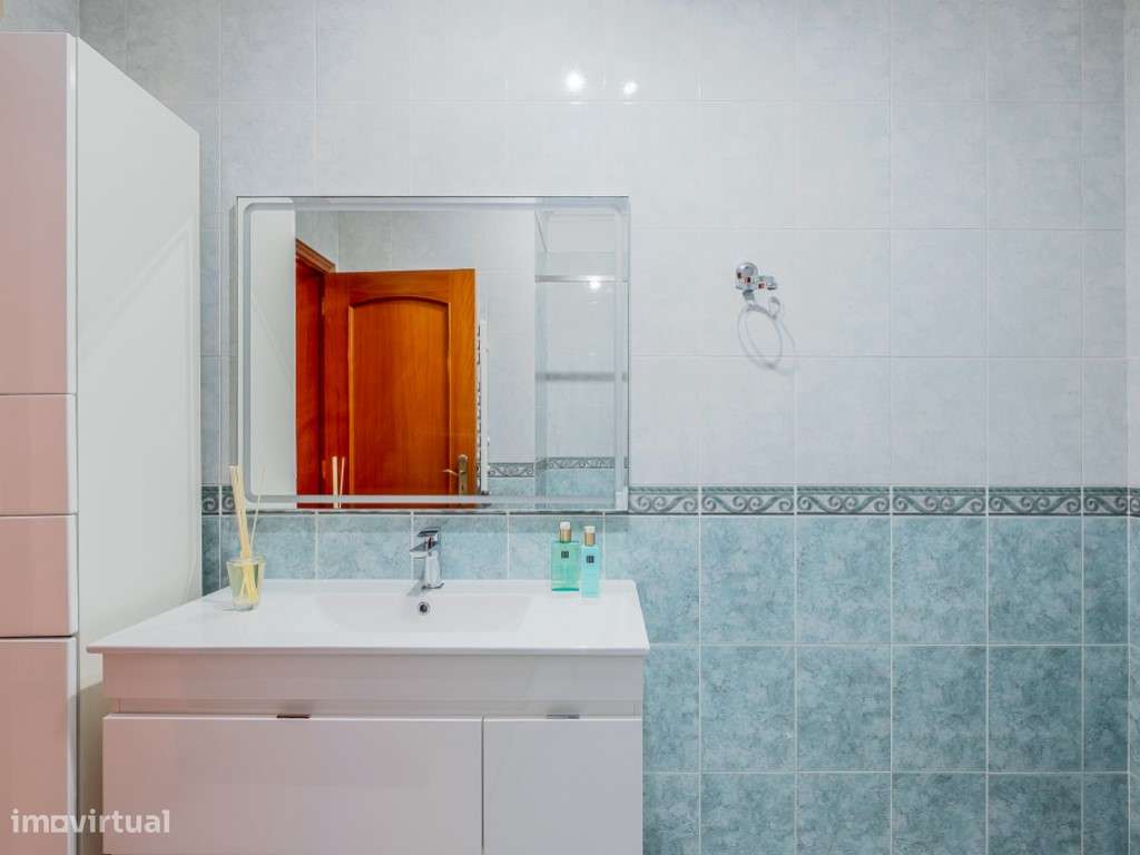 Apartamento T2 com terraço de uso exclusivo-16