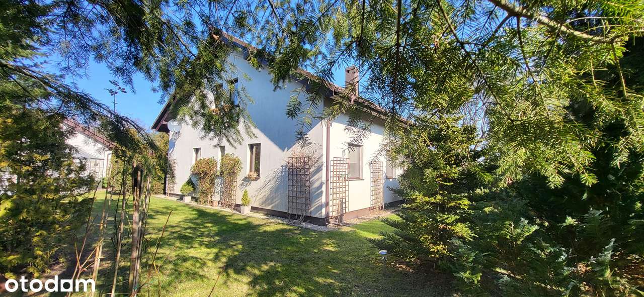 Wygoda i styl dom na sprzedaż w super lokalizacji-11