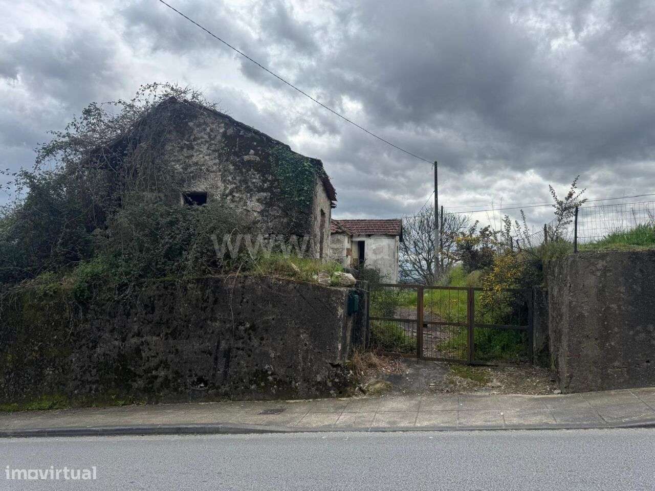 Moradia Rústica T1 / Lousada, Sousela-6