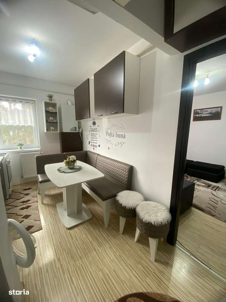 Apartament spatios toate dotarile, zona Centrala-9
