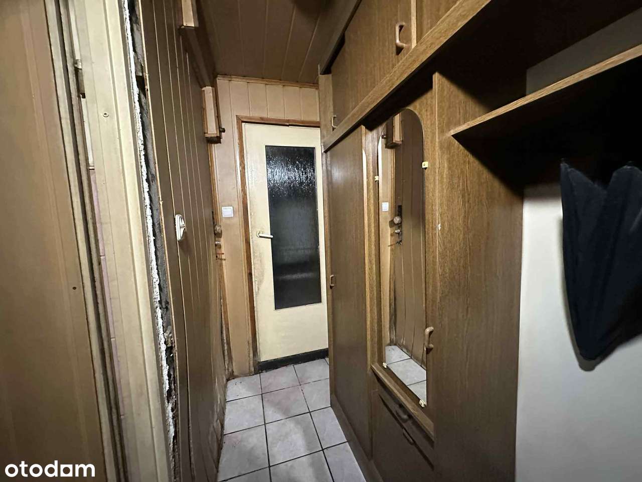 Na sprzedaż mieszkanie do remontu blisko rynku w Ząbkowicach Śląskich-5
