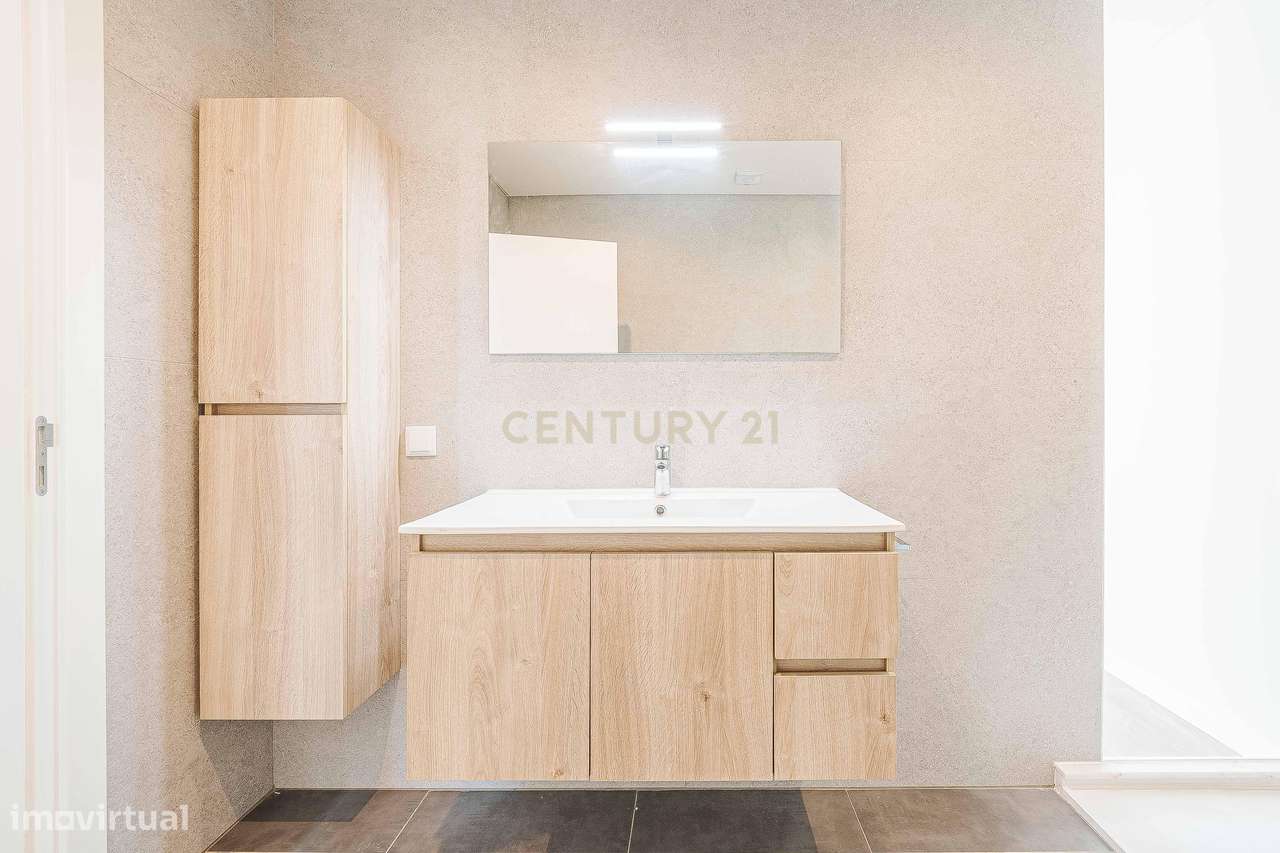 Moradia T3 Moderna de Acabamentos Premium-24