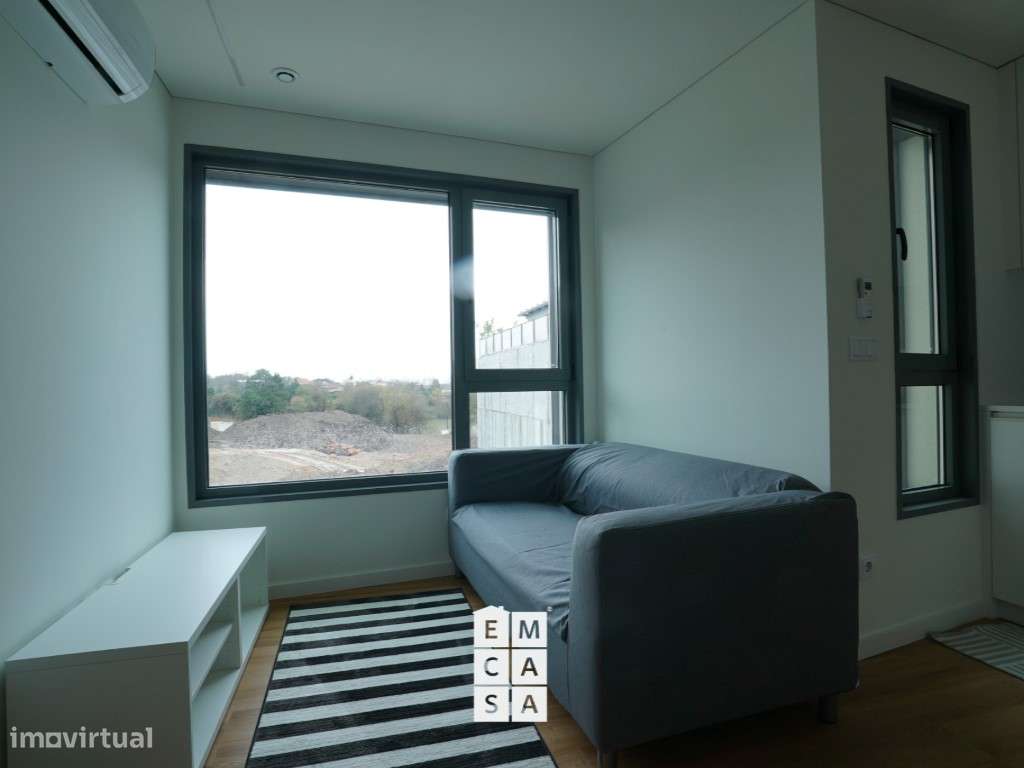 Apartamento T2 - Arca d'Água - Grande imagem: 2/25