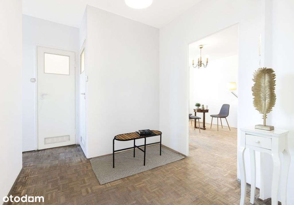 Ciche, jasne mieszkanie do remontu-4