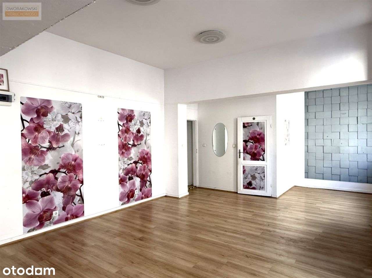 Lokal użytkowy w centrum miasta na sprzedaż-3