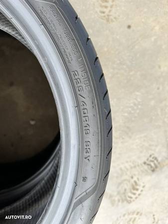 vând 2 anvelope 225/40/19 goodyear de vară cu runflat ca noi - 6