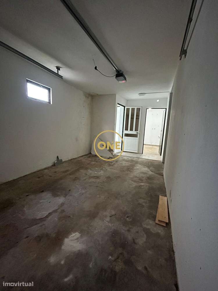 Excelente Moradia T5 em Salvaterra de Magos-19