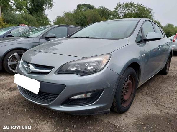 Interior complet Opel Astra J 2012 HATCHBACK 1.6 i - 3