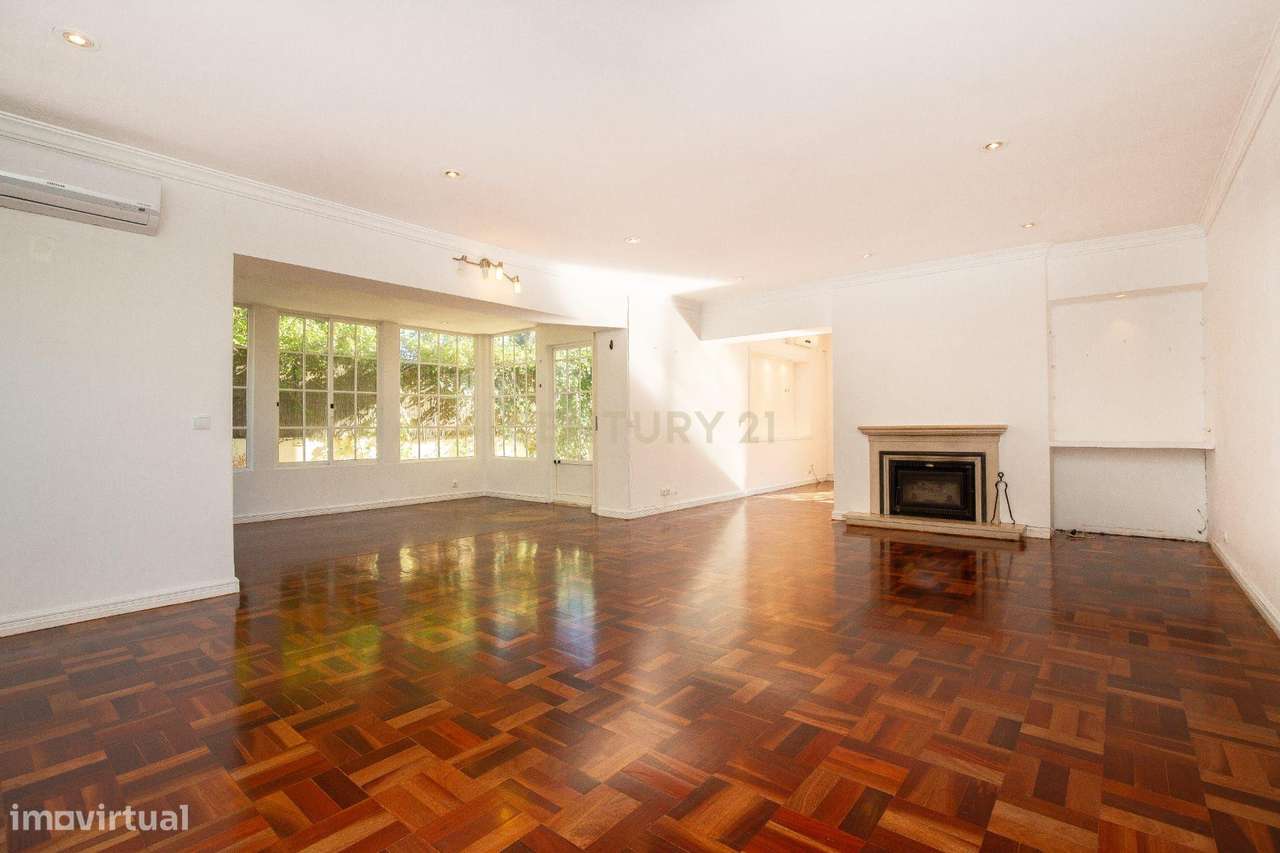 Moradia T4 Isolada com Piscina a 5 Minutos do Centro de Cascais-Next T - Grande imagem: 5/31