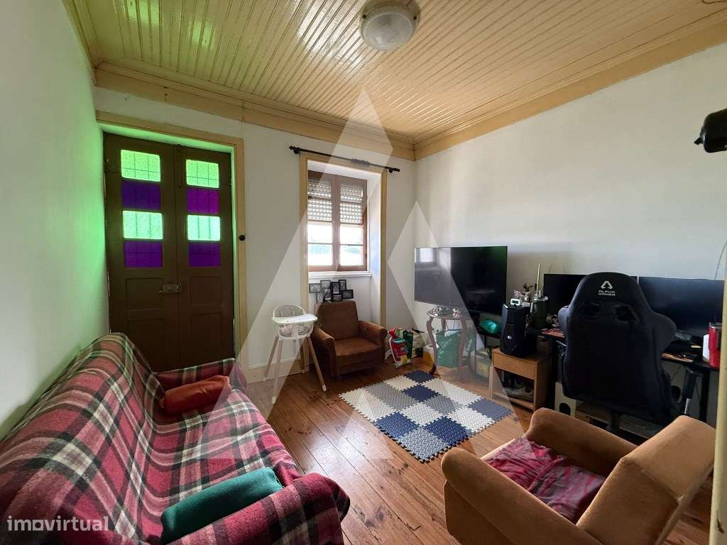 Moradia T4+1 com Traça Tradicional, Pátios e Terreno - Bonsucesso, ... - Grande imagem: 4/20