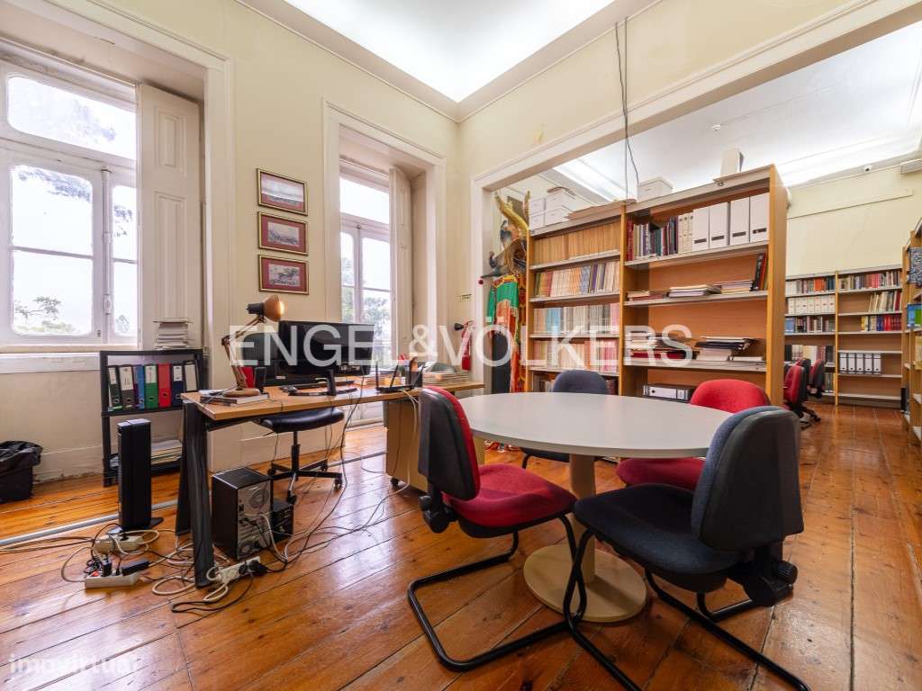 Amplo apartamento na Praça do Príncipe Real - Grande imagem: 4/36