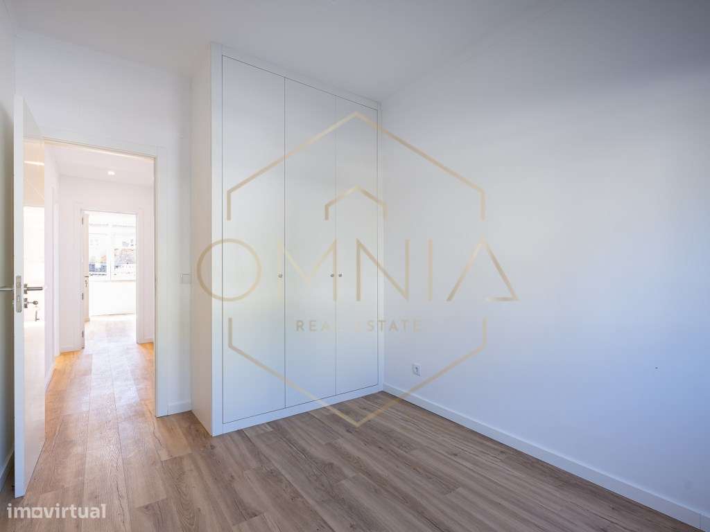 Apartamento T2 no Barreiro - Totalmente Renovado-12