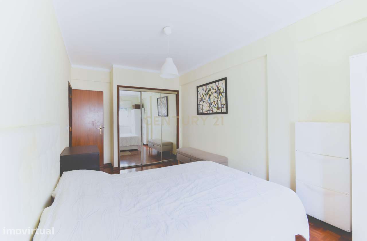 APARTAMENTO T1 - RINCHOA, RIO DE MOURO-10