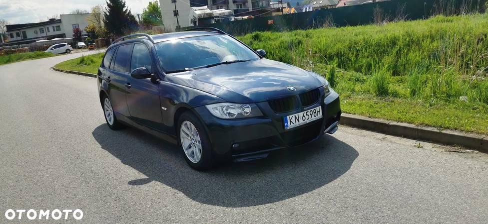 BMW Seria 3 320d - 24