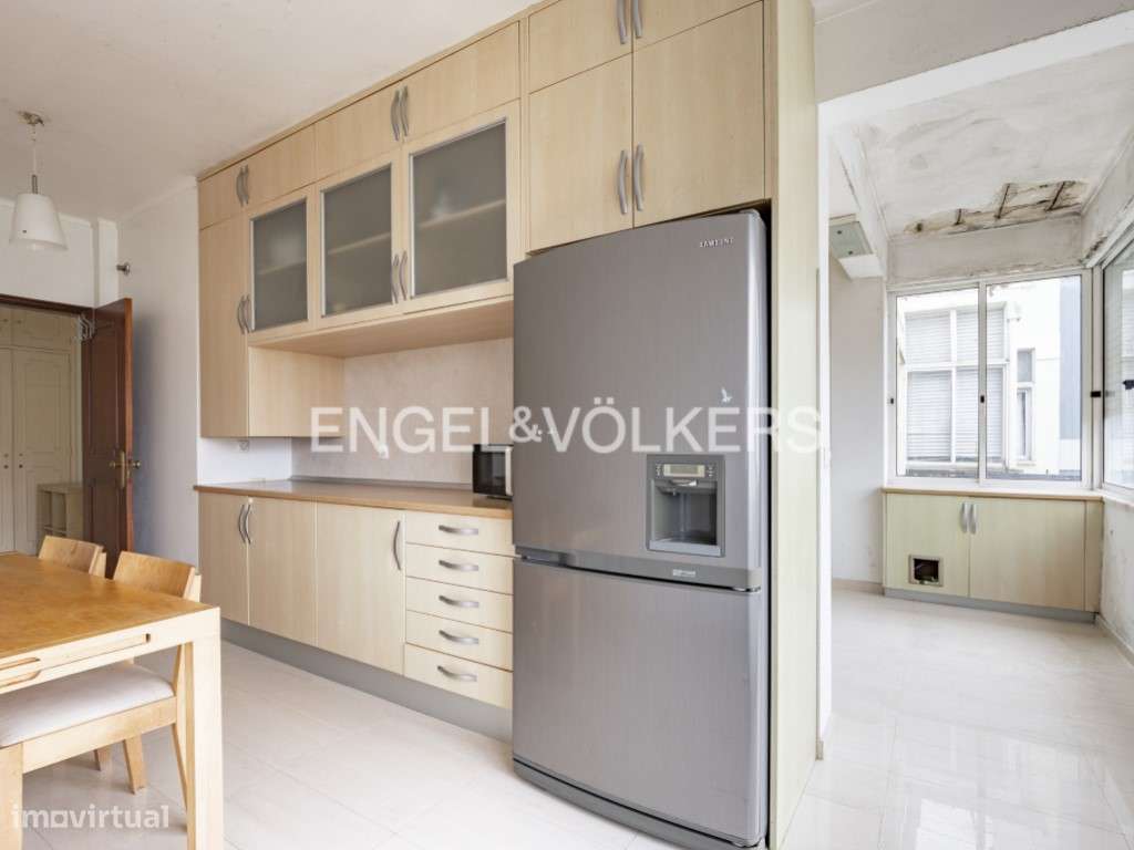 T4 com terraço com vista desafogada-7