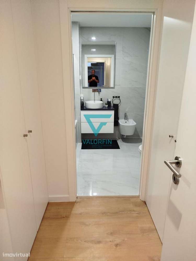 MORADIA T3+1 c/Piscina e Rooftop c/vista Rio Tejo -Alcochete-21