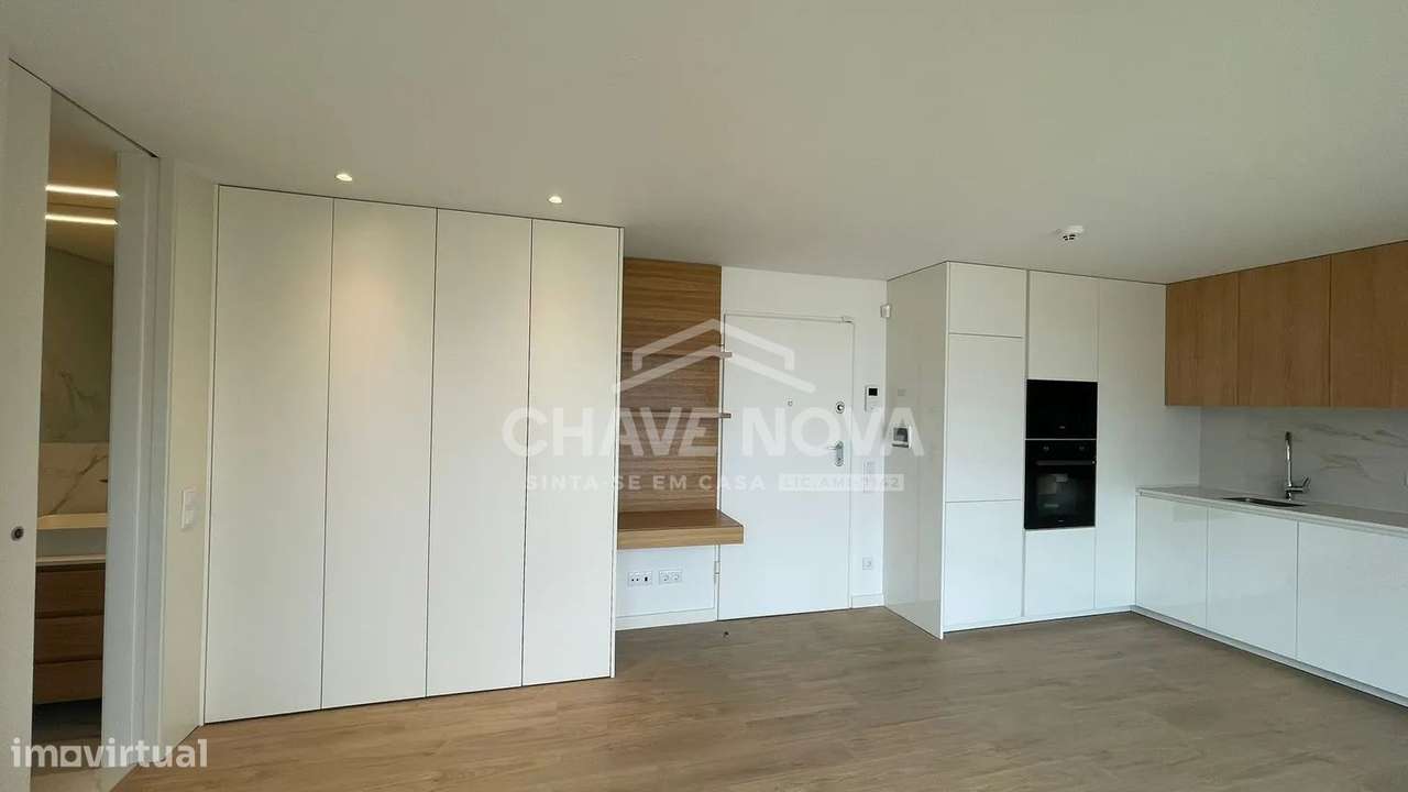 T0 Novo c/ Varanda e Lugar de Garagem no Porto - Grande imagem: 4/21