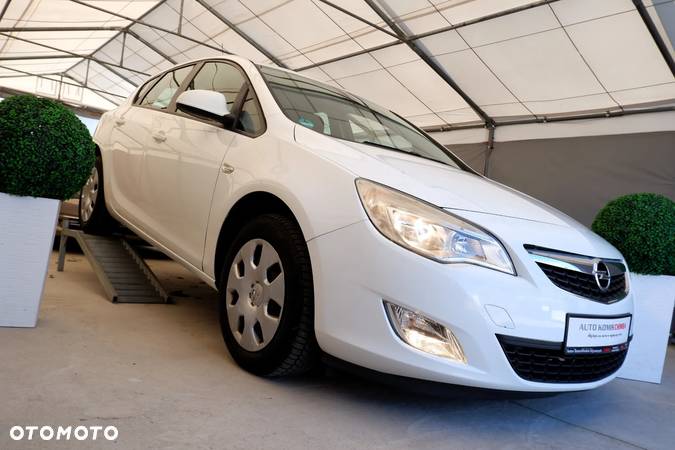 Opel Astra - 4