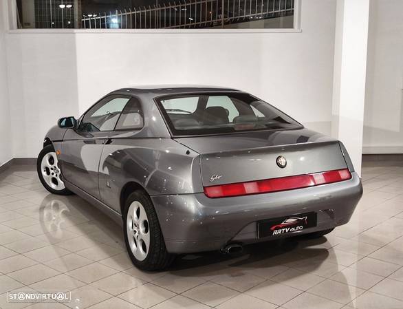 Alfa Romeo GTV 1.8 TS - 2