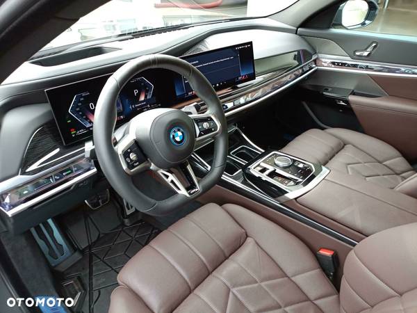 BMW Seria 7 - 9