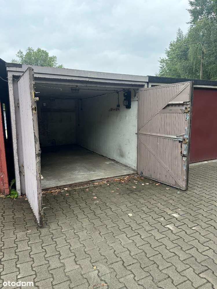 Katowice Tysiąclecie-garaż "Karlik"-0