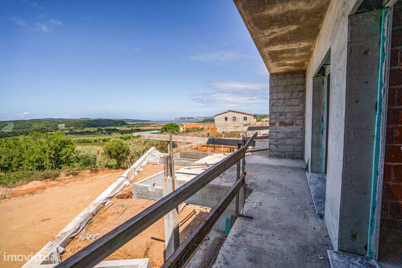 Moradia T3 com Piscina | Vista Lagoa de Óbidos e Foz do Arelho-14