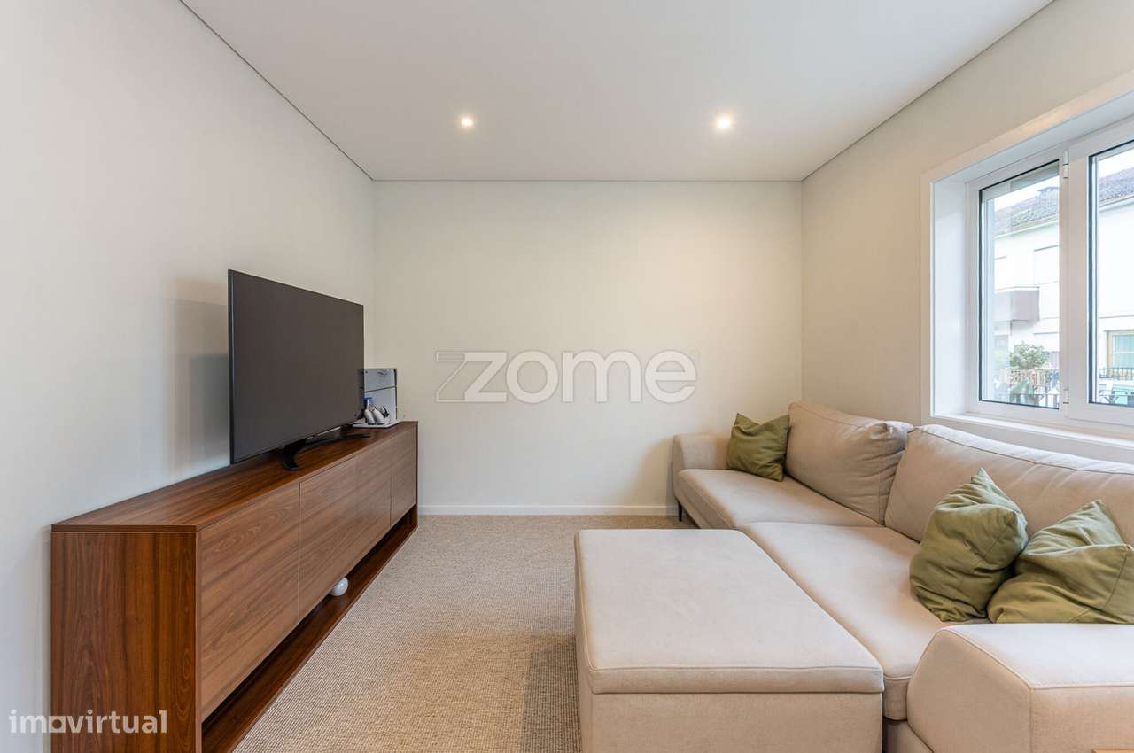 Moradia T2+1 Renovada e Mobilada | Rio Tinto - Grande imagem: 4/39