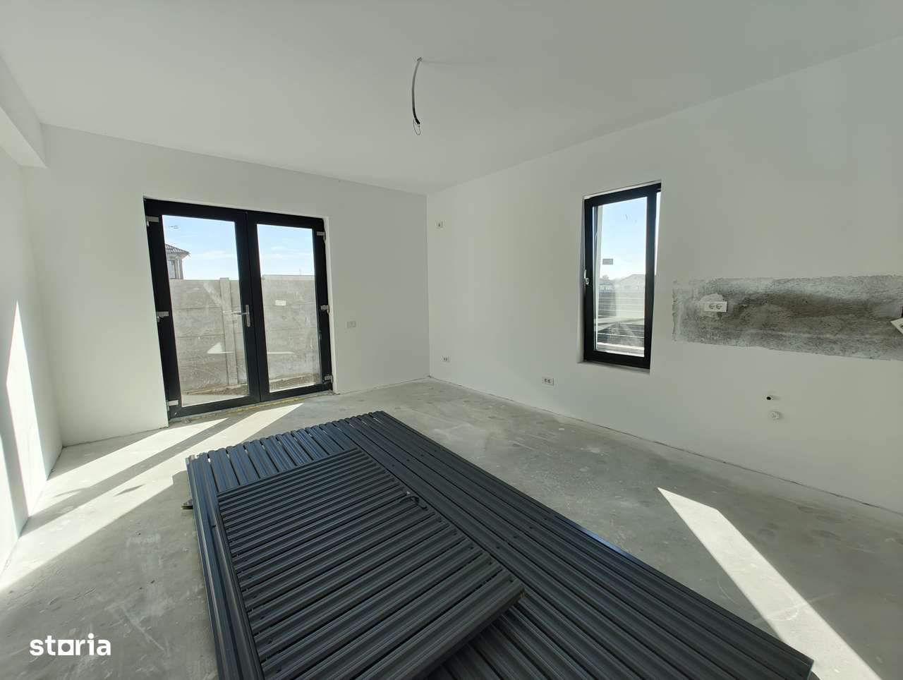 Casă modernă 4 camere, 2 băi, 300 mp teren – predare la cheie - Imagine principală: 5/8