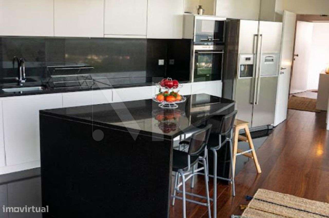 Moradia T4 com jardim, piscina e vistas mar em Cristelo - Caminha-9