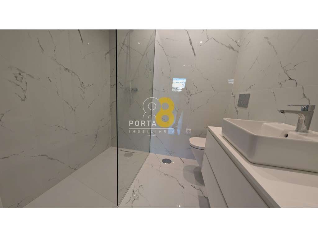 Apartamento T3 com terraço Matosinhos Sul junto ao mar-29