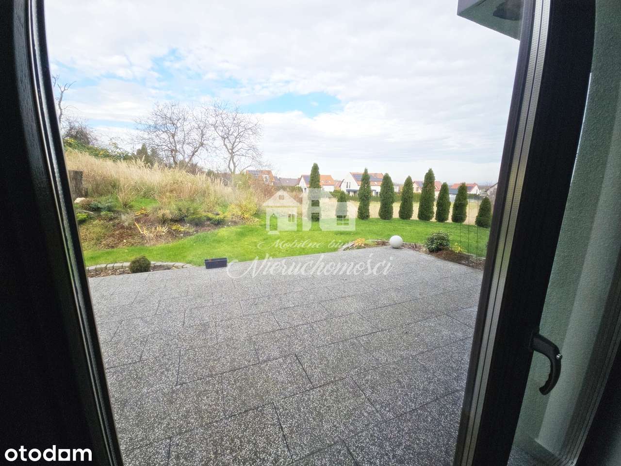 Dom w spokojnej okolicy Mysłowic.-17