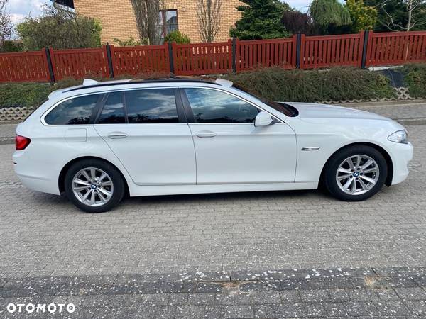 BMW Seria 5 520d Touring - 2