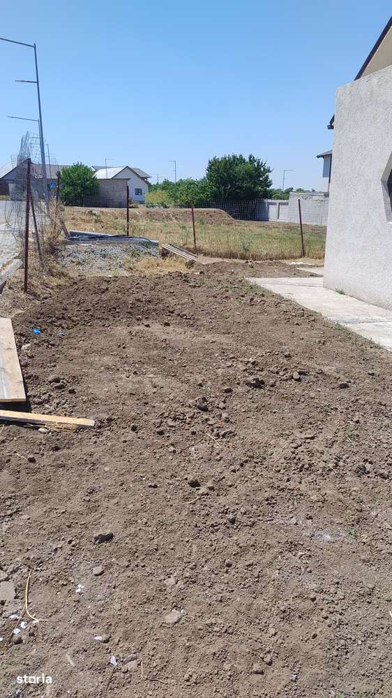 Casa cu mansardă in Valu lui Traian-10