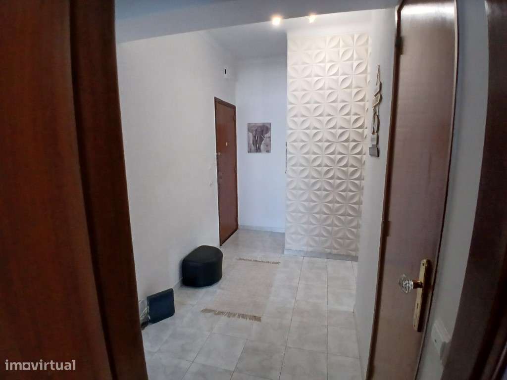** T2 com potencial para T3 | Avenida Infante D. Henrique | Setúbal**-32
