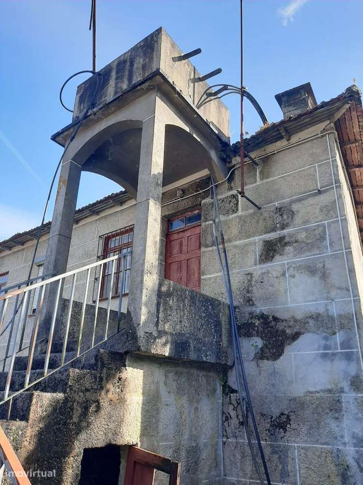 Vende Moradia em pedra Termas São Vicente-13