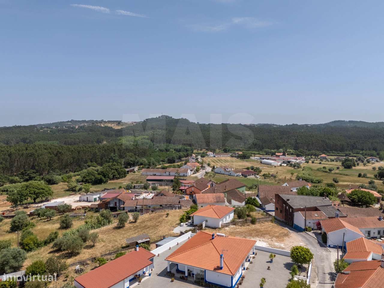 Casa de Campo com 2 quartos e Terreno Urbano de 1690 m² – Alcanede,... - Grande imagem: 5/50