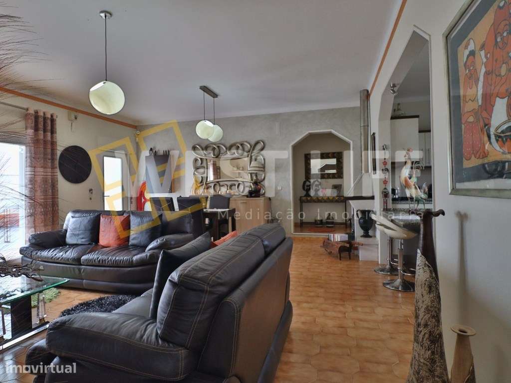 Moradia T4 Independente a 8 minutos das PRAIAS com Logradouro e Vis... - Grande imagem: 5/24