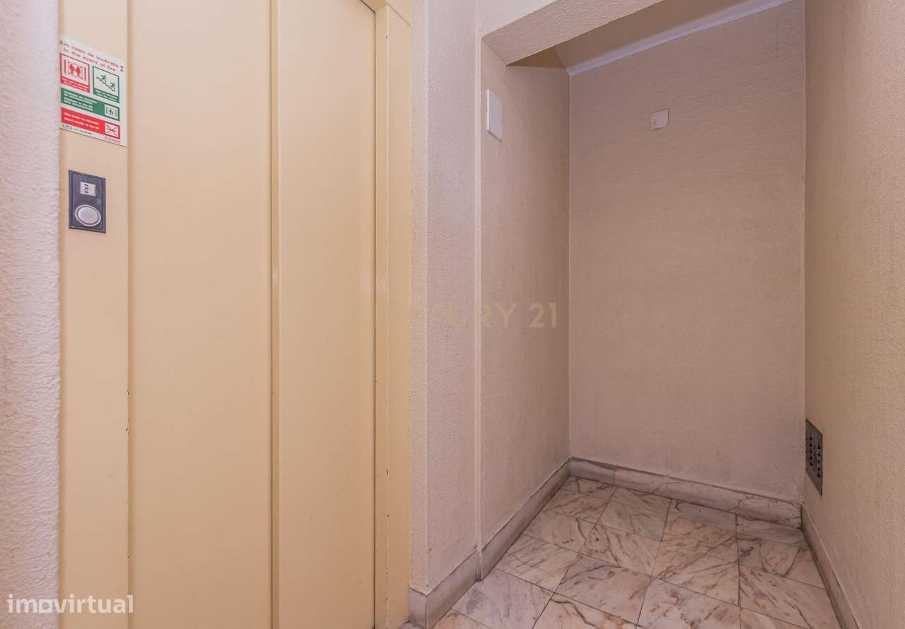 Apartamento T3 em S. Marcos/Cacém com Arrecadação-33