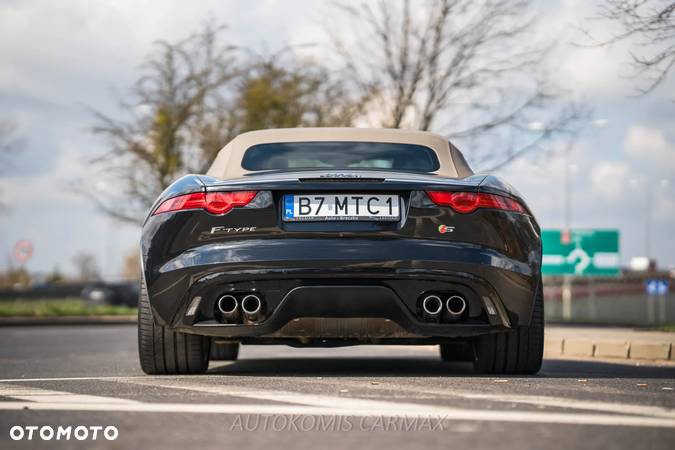 Jaguar F-Type V8 Cabriolet S - 13