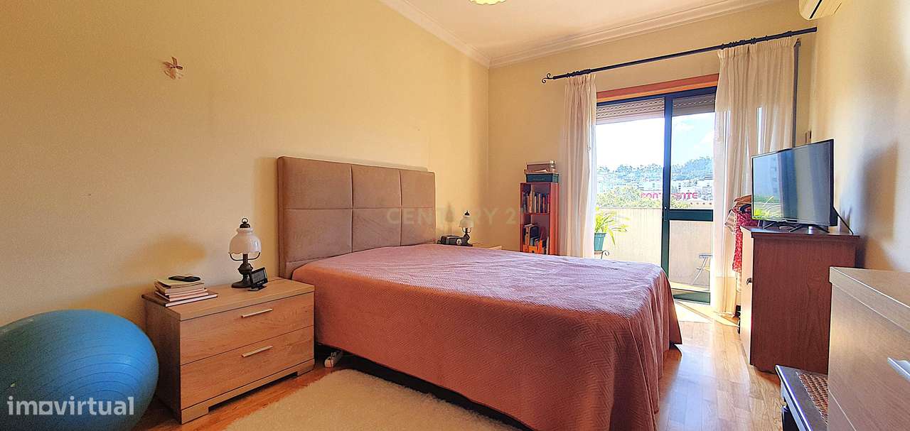 Apartamento T2 Centro da Cidade I  Garagem I Elevador-12